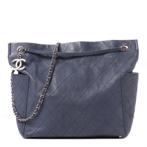 chanel 2010 blue caviar hobo